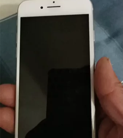 苹果8，64g，日版，，无拆无修，电池74...