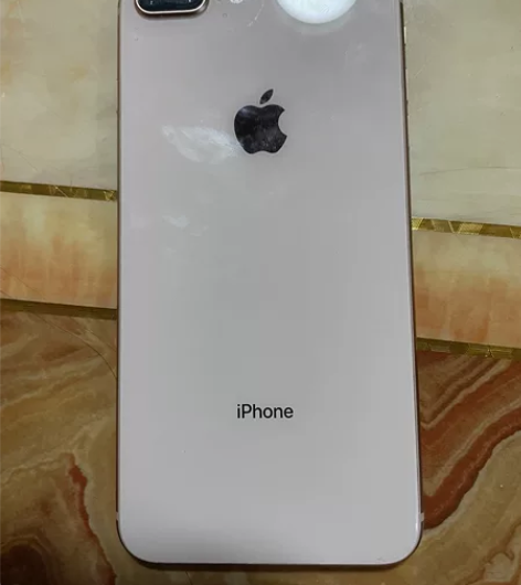 iPhone 8p美版64g 外观可以 功...