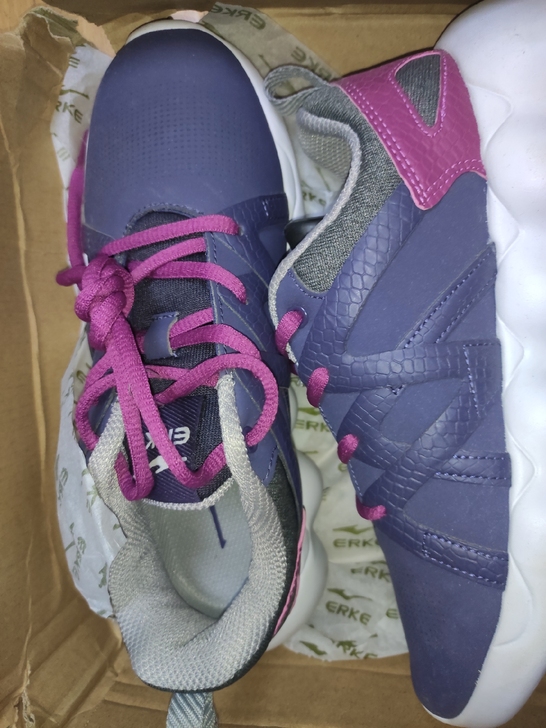 全新鸿星尔克，ERKE，36码，反皮绒，质...