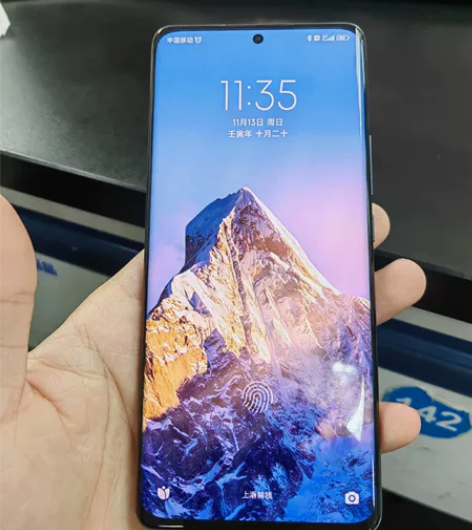 小米12pro，8+256，黑色，边框磨损...