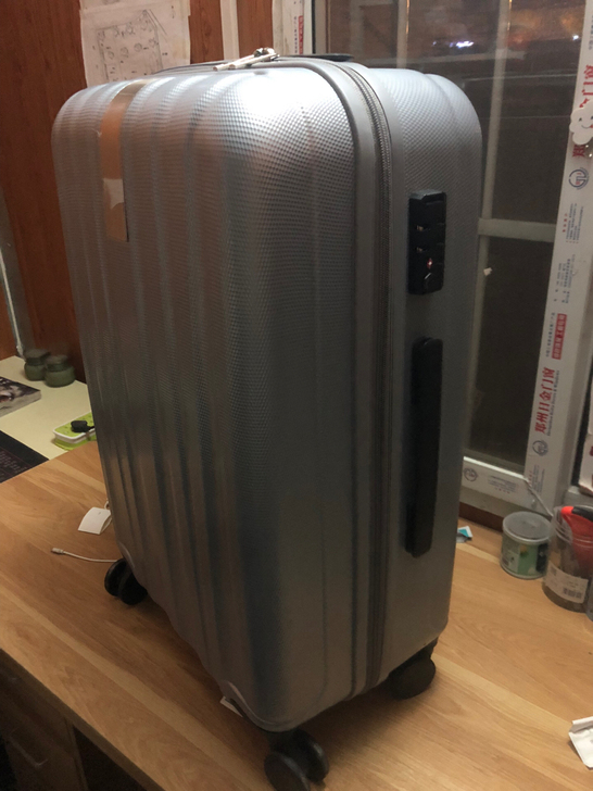 汉客的旅行行李箱,刚买一周,没用过,9.9...