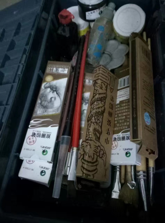 以前学画画的用具，需要的拍