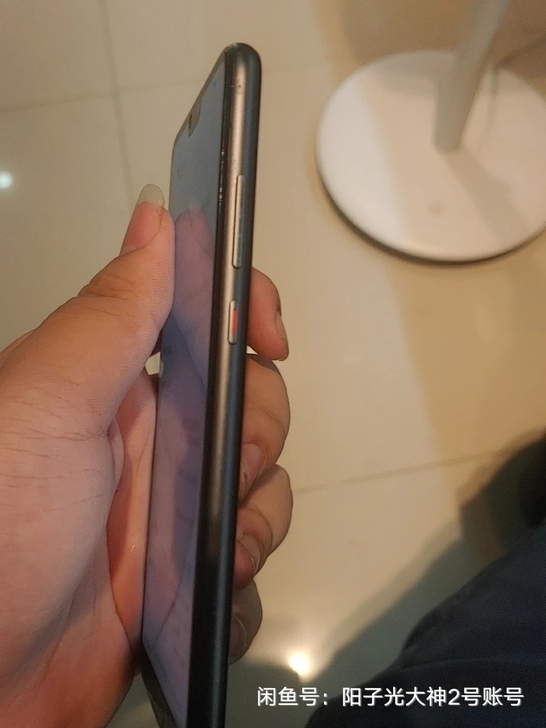 华为p20 6加64 的 成色还可以...