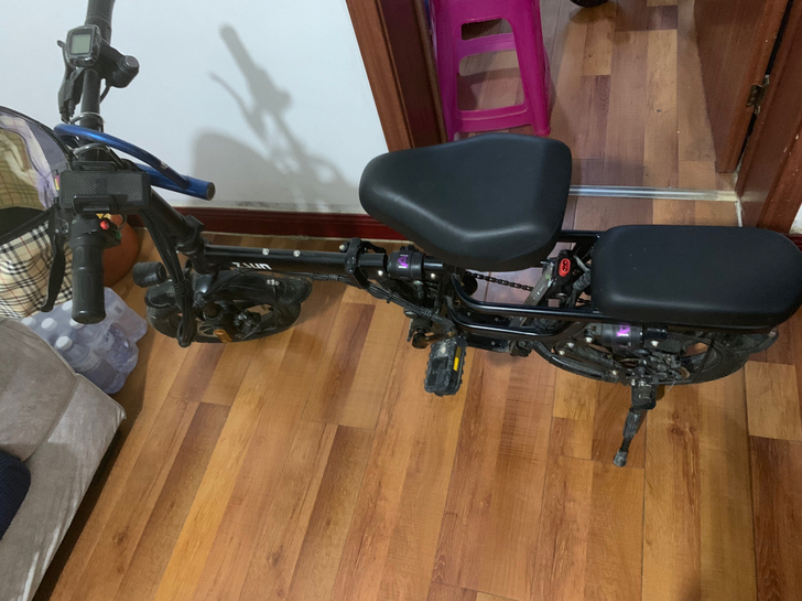 德国尊尚折叠电动车 买了一年 骑了不到十次...