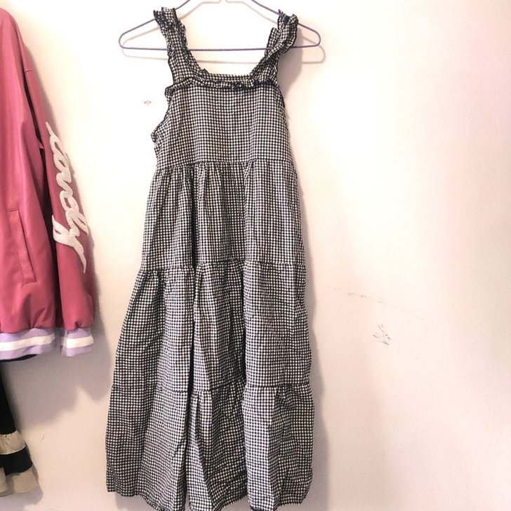 中古花边格子背带裙很貌美的一条裙子