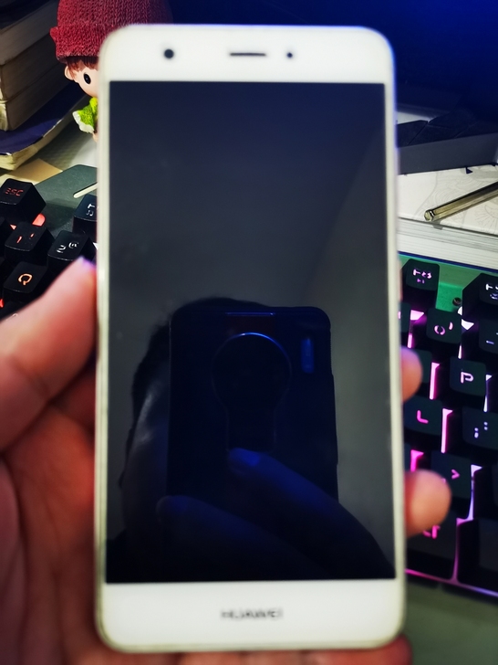 买了新手机，这个闲置出售，华为nova 4...