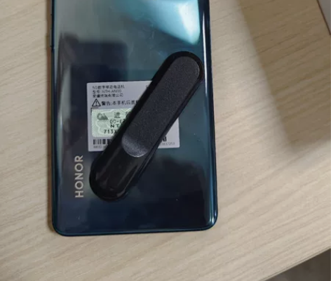 荣耀50 自营购入  9.99新 全套包装...