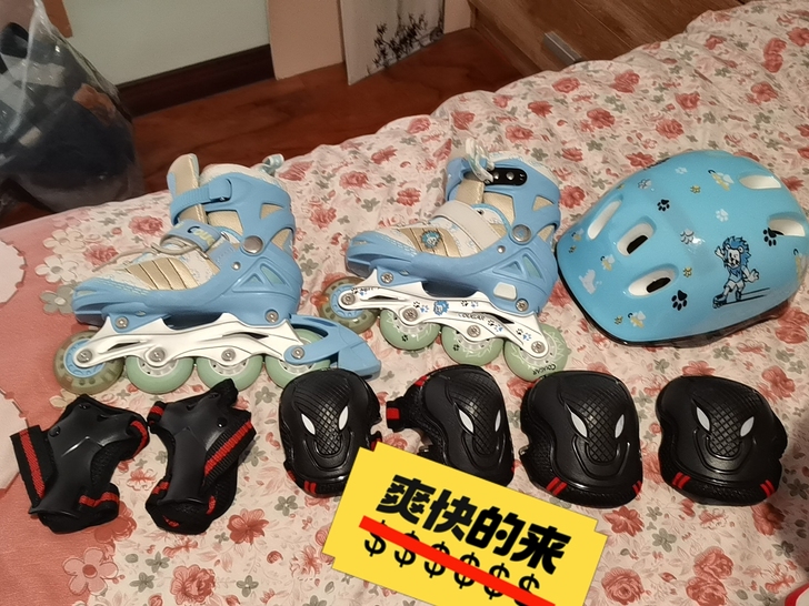 全新Cougar美洲狮品牌儿童轮滑鞋全套。...