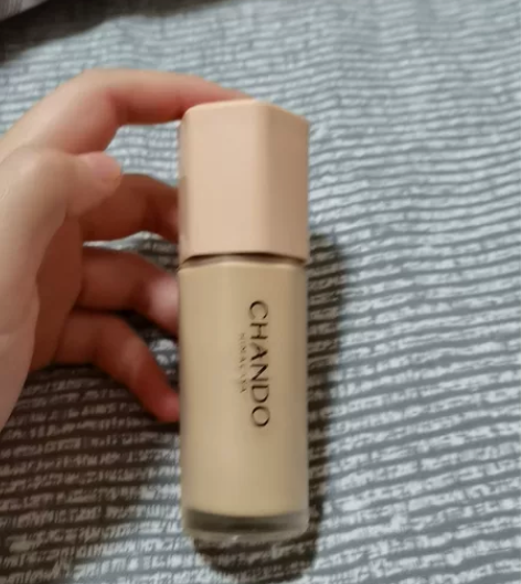 自然堂粉底02号油皮，仅使用三次 感兴趣的...