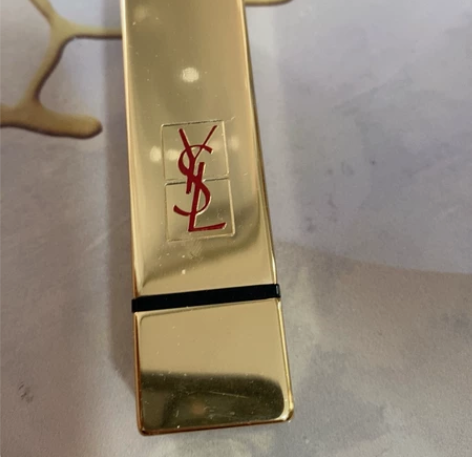 品牌型号 圣罗兰方管口红 新旧程度 仅试用...