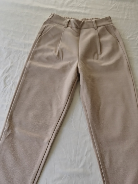 裤子适合110斤以内