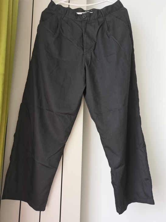 超薄夏天穿M码小黑裤spinns