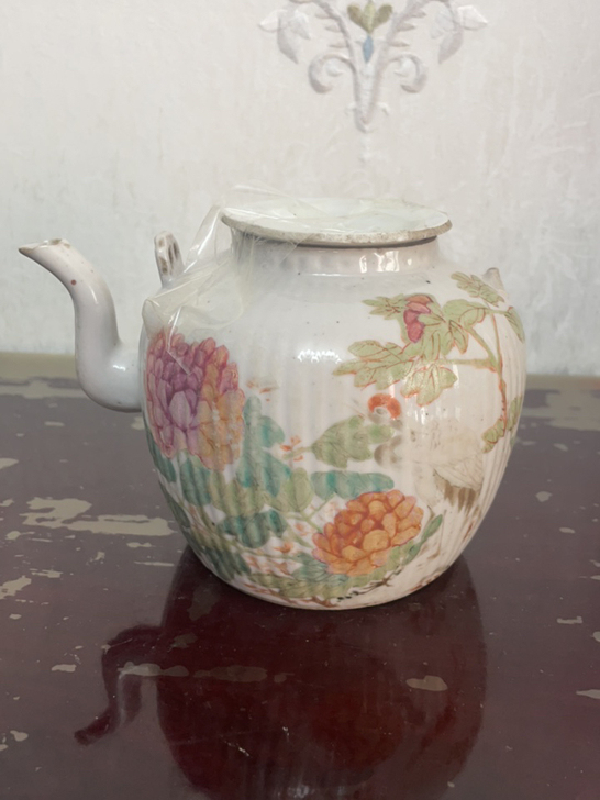 晚清时期名家徐善琴作品,后配盖,缺一耳,品...