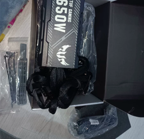 华硕TUF 650W突击手 铜牌电源支持3...