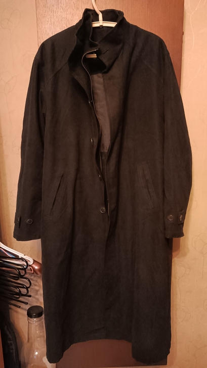男士风衣,带夹层,尺寸180/100A,黑...