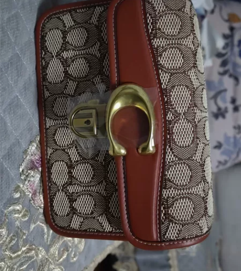 全新老花studio19小号，19cm(长...