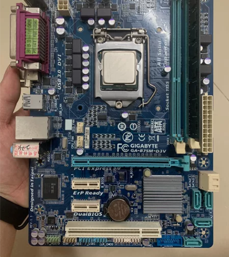 主板技嘉b75m=70 cpu i5 24...