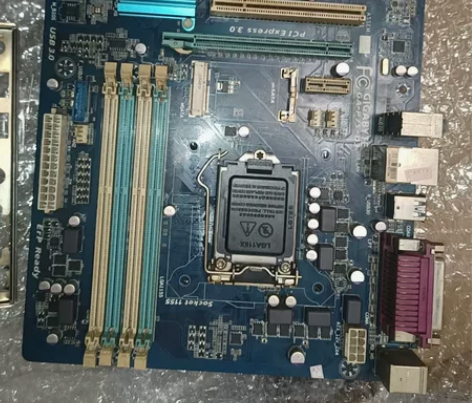 技嘉GA-P75-D3主板，台式机大板，功...