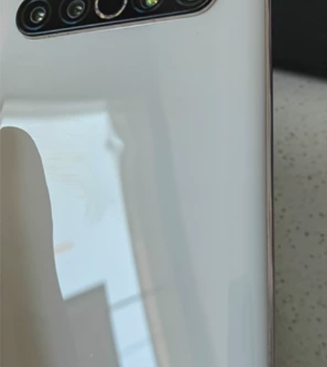 魅族17Pro 8+128定白  后镜头裂...