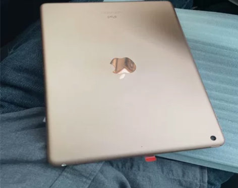 ipad 8 32G  iPad2020原...