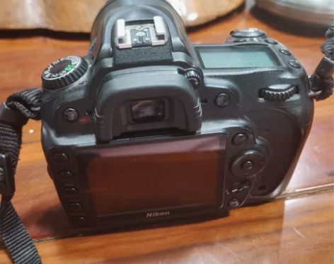 出尼康单反 感兴趣的话点“我想要”和我私聊...