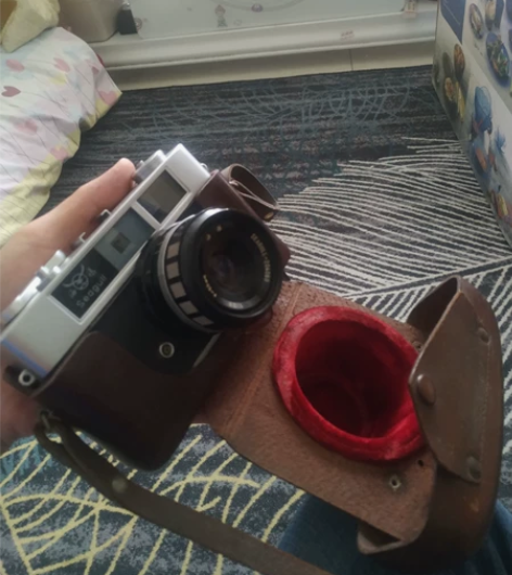 海鸥照相机   带原装皮套 感兴趣的话点“...