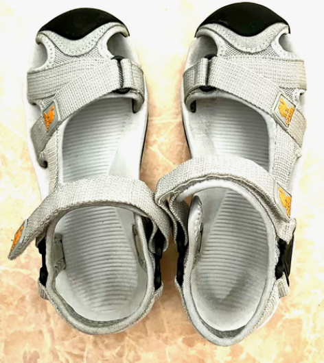 34码骆驼Camel男童凉鞋 感兴趣的话点...