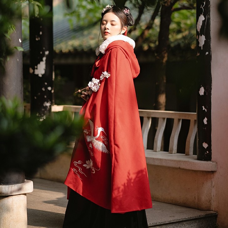 言然 汉服斗篷