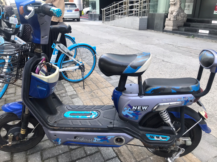 因搬家离公司近目前不需要用车，打算先卖了吧...