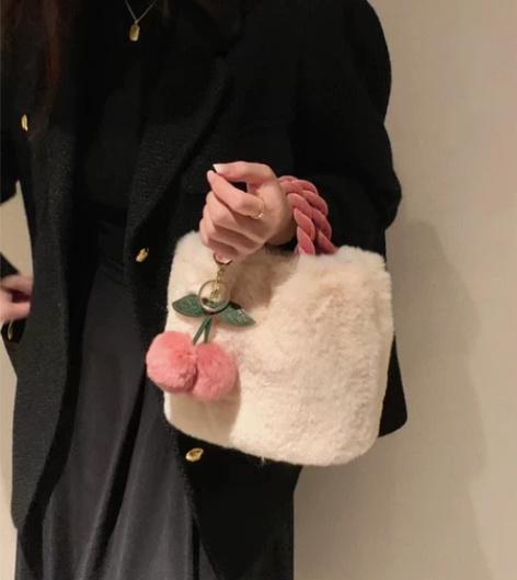 冬日款超可爱女生包毛毛绒水桶包斜挎包手提包...