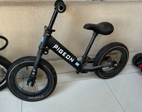 飞鸽平衡车 自行车 闲置 新旧程度如图所示...