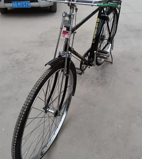 老飞鸽28杠自行车,几十年前的老车旧车,品...