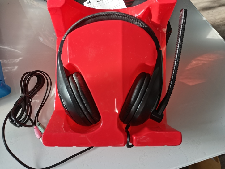 全新立体头戴式耳机