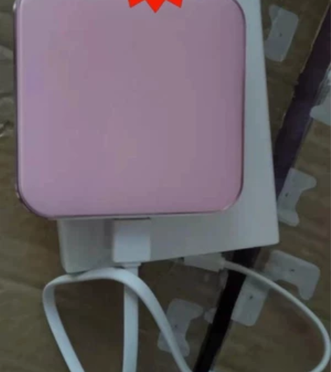 爱国者移动电源充电宝1万毫安,快充型,只有...