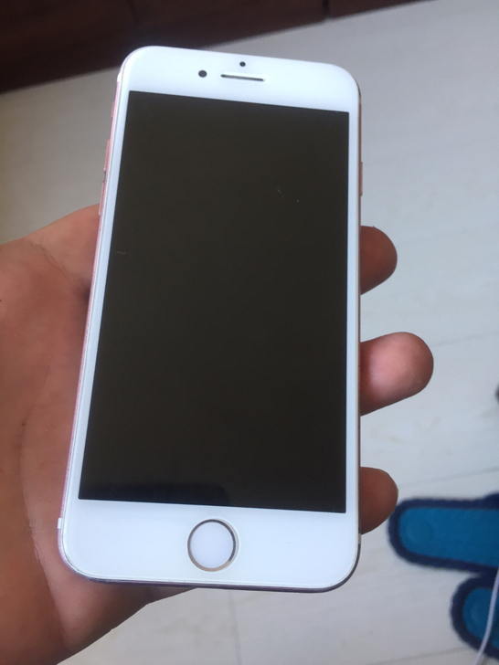 苹果iphone 7手机，内存32g 国航...