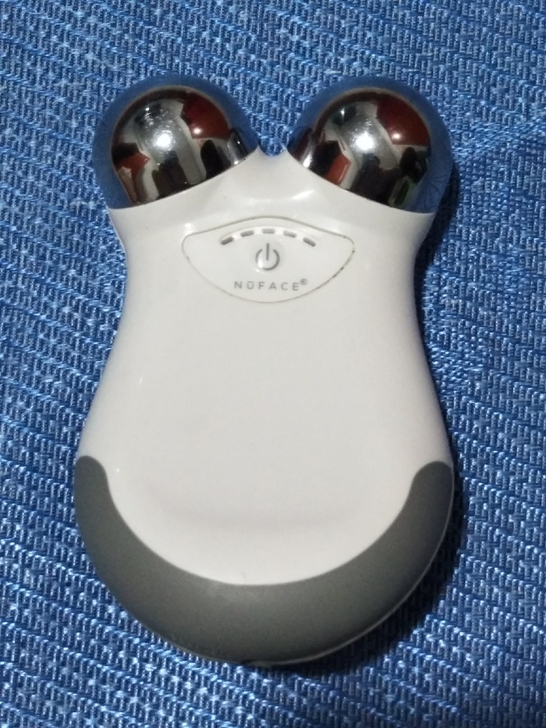 NuFACE微电流mini美容仪面部提拉紧...