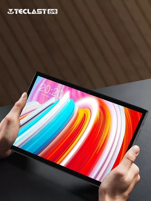 台电m40，今年6月左右从京东入手，用来看...