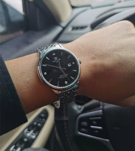 9成新天王机械手表，现在不想带了，寻找有缘...