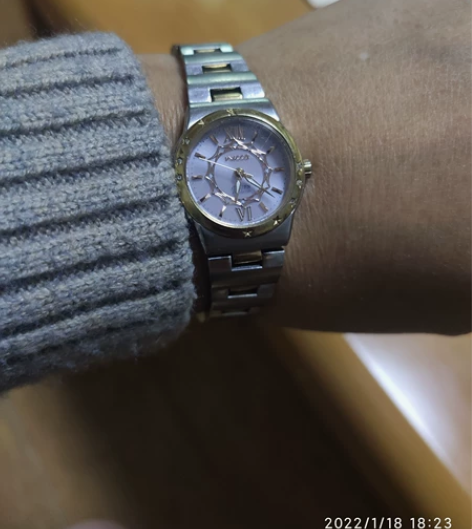 西铁城光动能女士腕表，不锈钢表链，贝壳表盘...