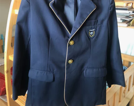 3码校服西装外套，刚穿过三回，几乎全新 感...