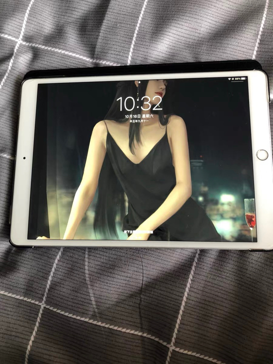 出ipad air3  64g  wifi...