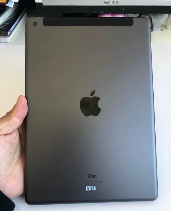 便宜卖了 iPad2020 256g 公司...
