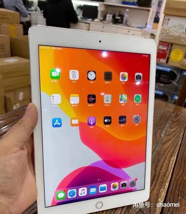 iPad 2019款自用，128G，送电容...