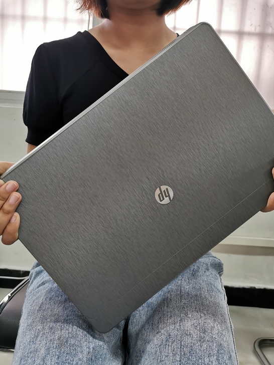 女生自用  14寸 九成新  i7笔记本电...