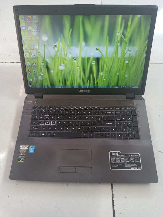 战神17寸 i7 8G GTX 双盘游戏本