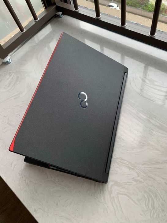 笔记本电脑   游戏本 8秒开机 8G运存...