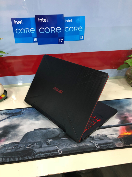 八代i7六核 1050独显4G 华硕飞行堡...