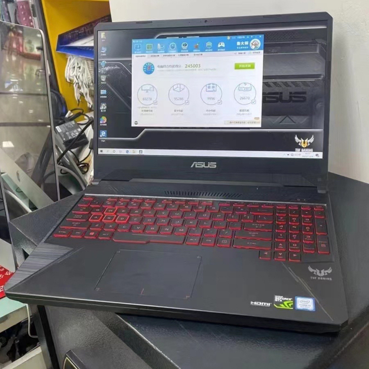游戏笔记本 华硕飞行堡垒FX86  i5-...