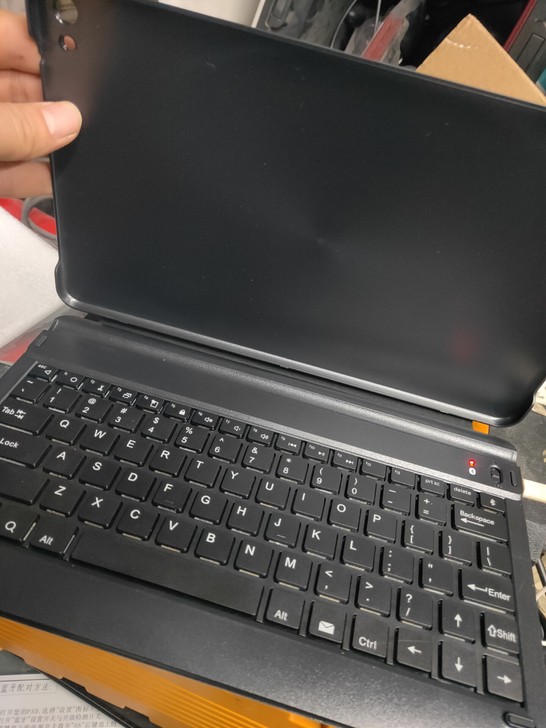 全新华为蓝牙键盘，原装华为键盘，原来适配华...