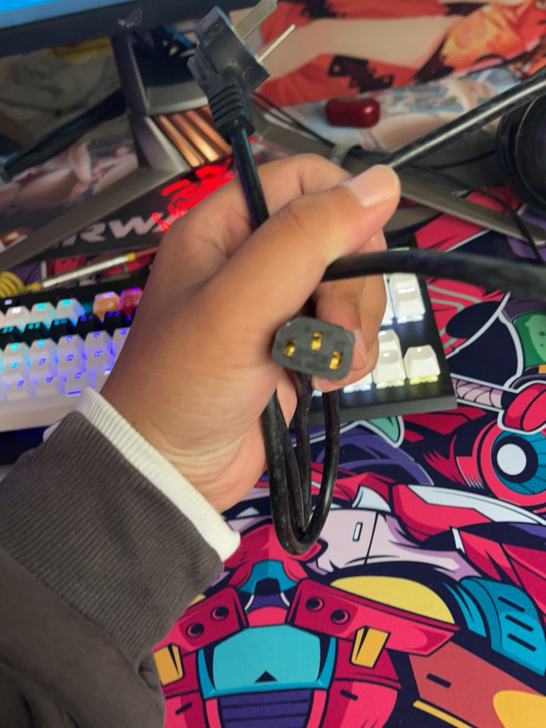  电脑主机电源线 1.0米 国标三孔品字尾...